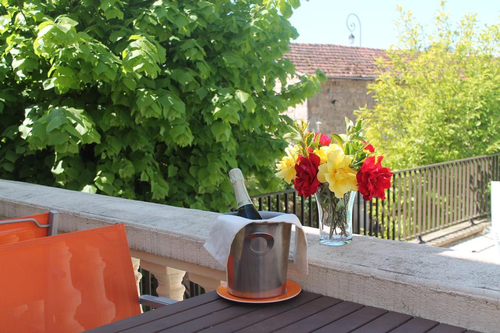 Logis Hotel Restaurant & Pizzeria Vuillot Кюизо Экстерьер фото